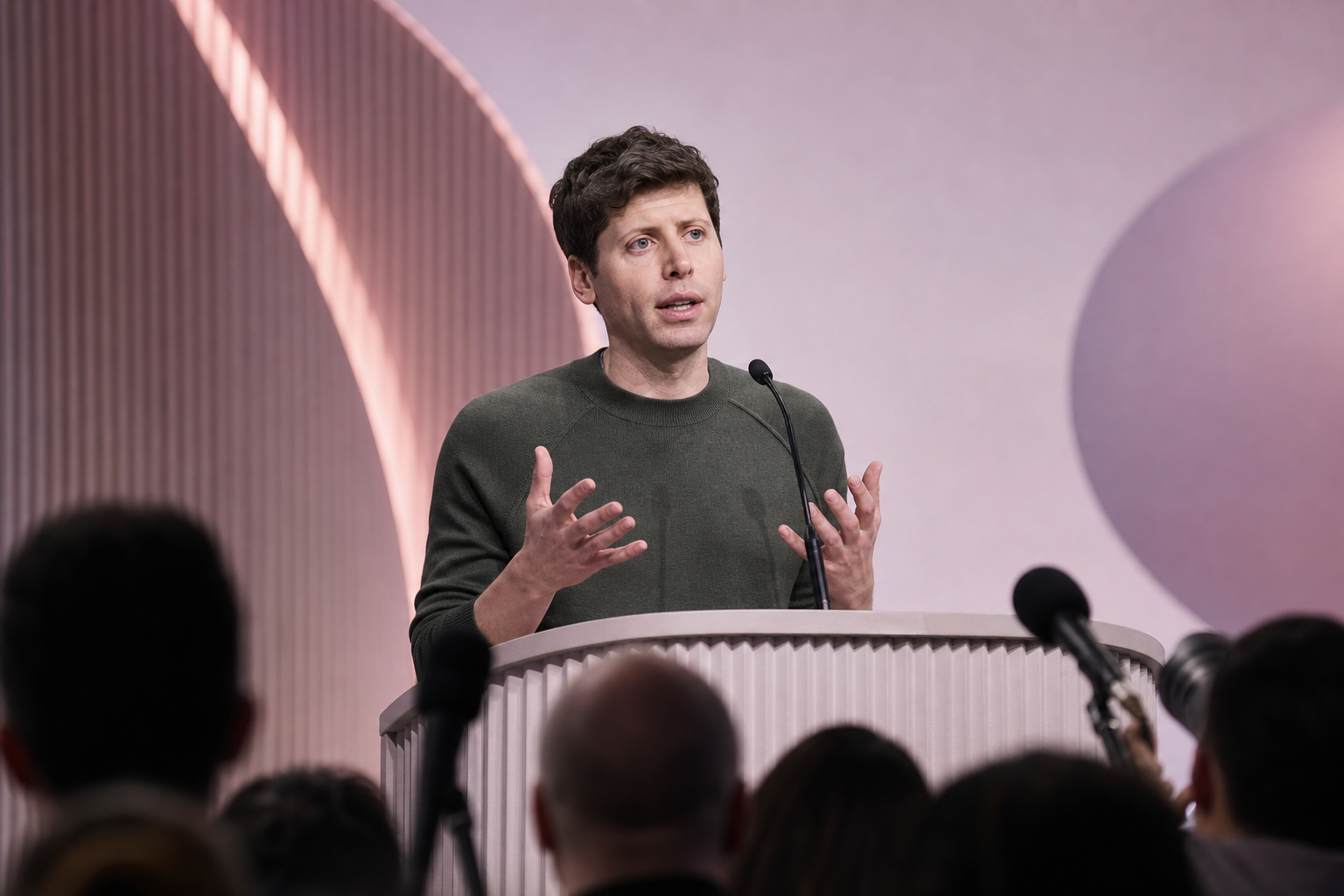 OpenAI : Altman veut dépasser les tokens et une sécurité centriste